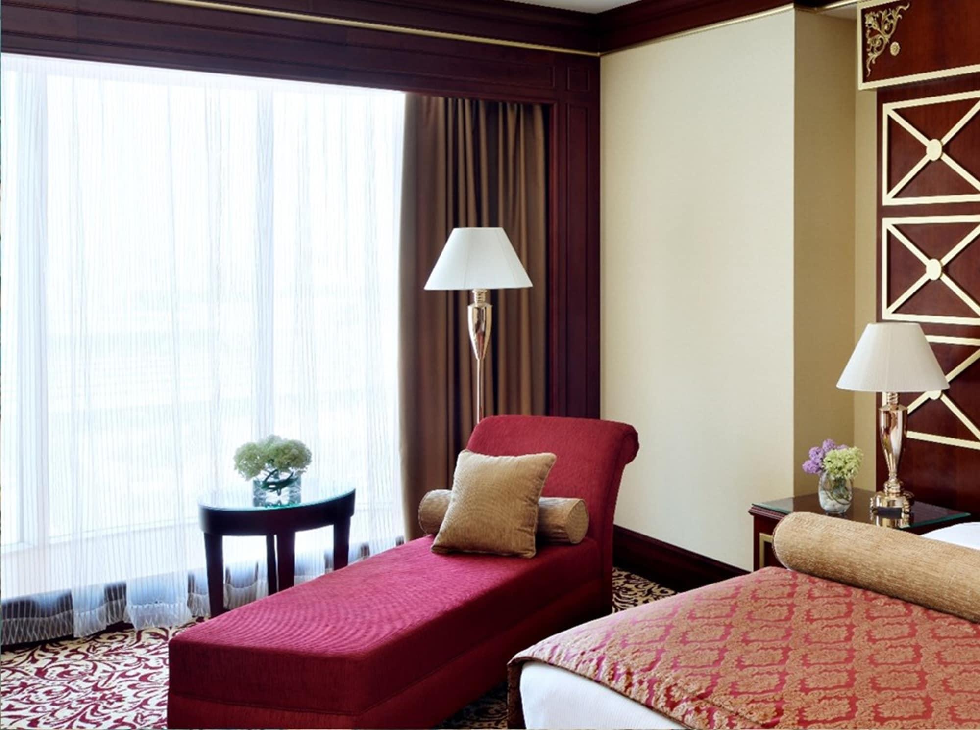 Moevenpick Hotel City Star Jidá Exterior foto A room at the hotel
