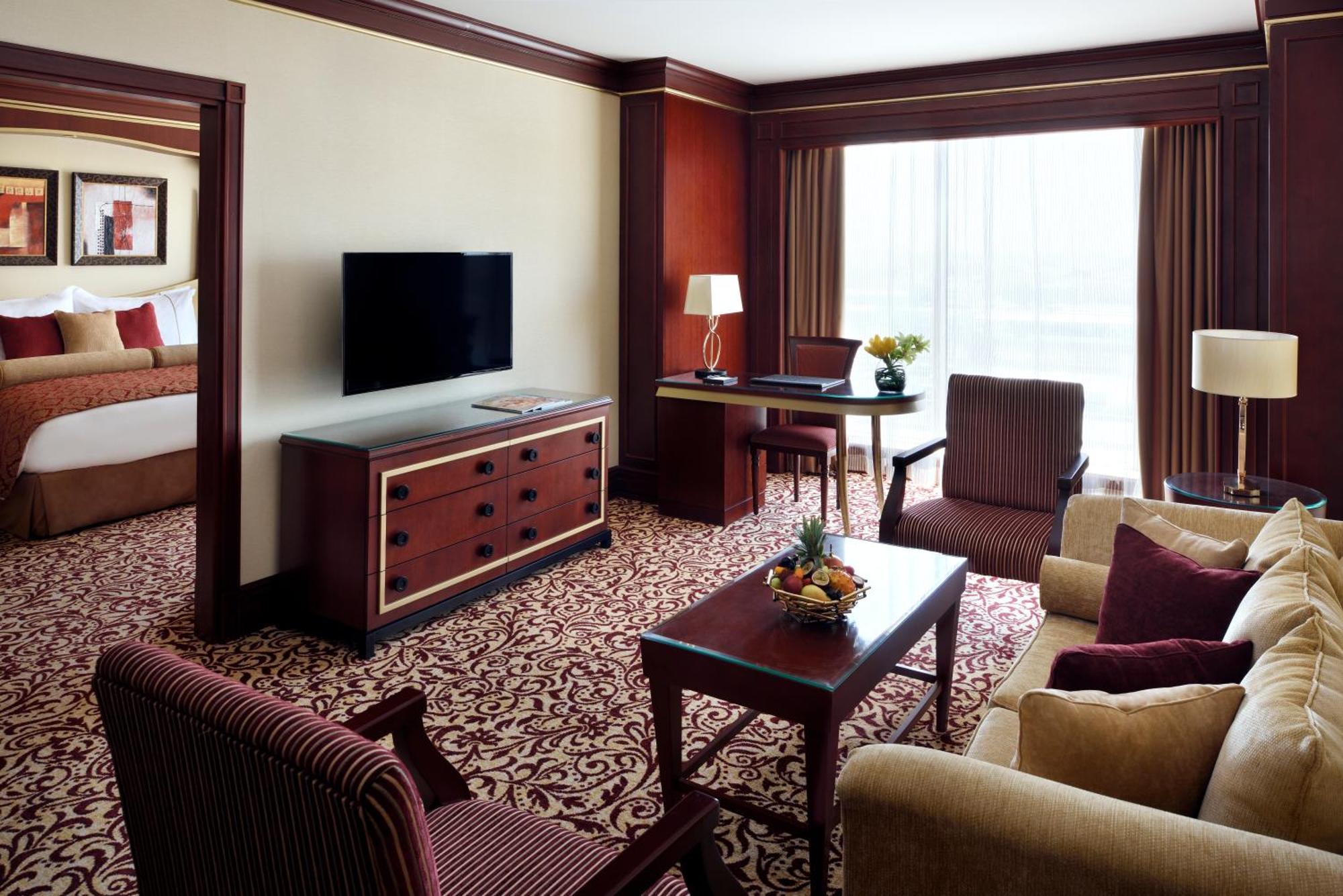 Moevenpick Hotel City Star Jidá Quarto foto A suite at the hotel